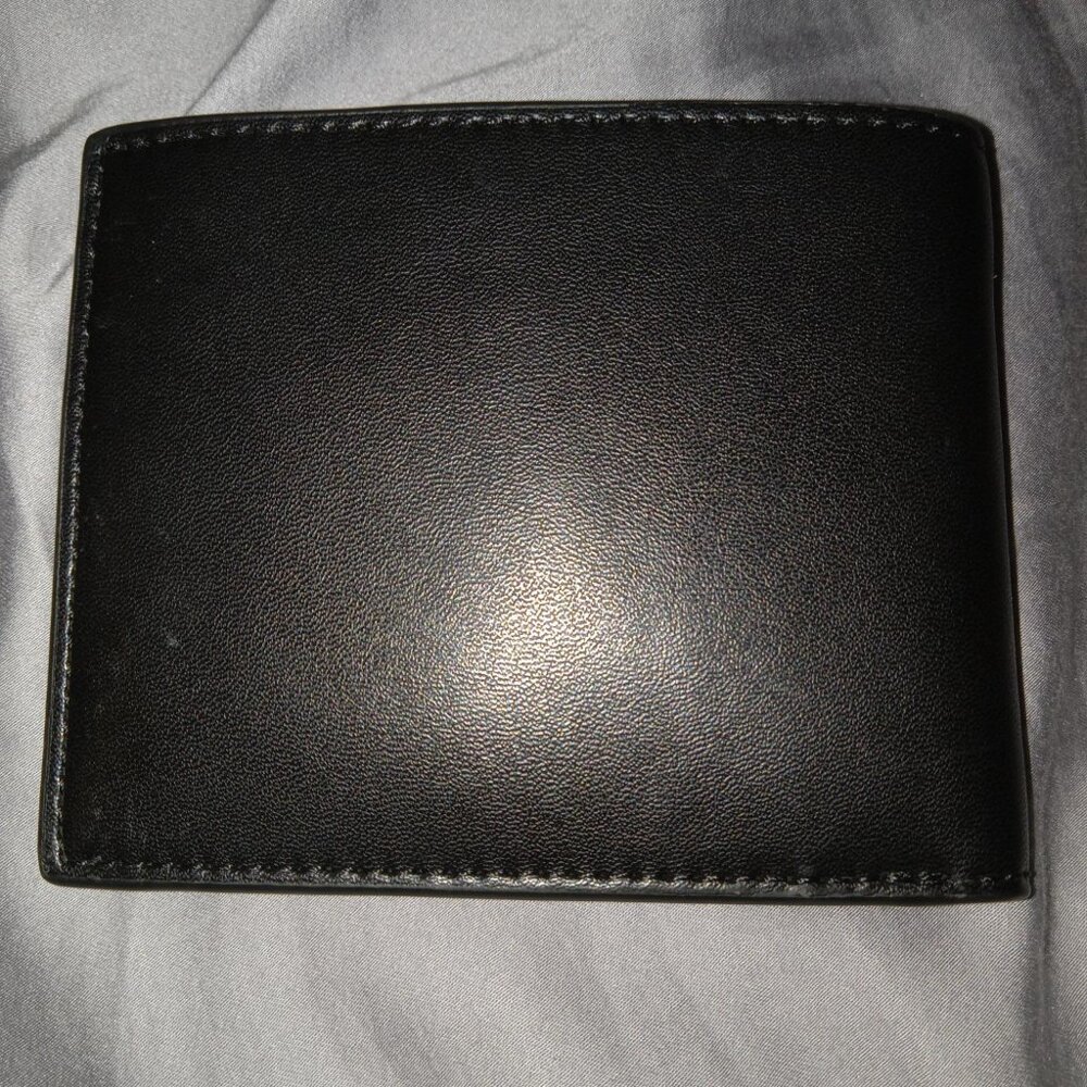 Micheal Kors Men's Wallet - Picture 4 of 5